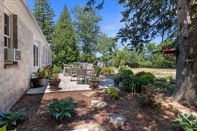 Orchard/Winery View, to an amazing market and winery in the heart of Door Count