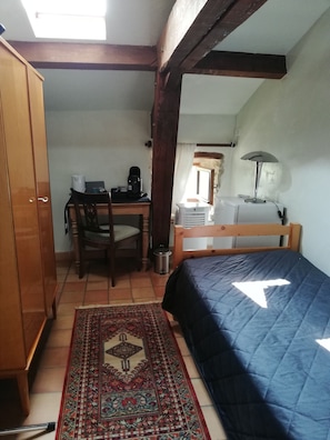 7 bedrooms, free WiFi