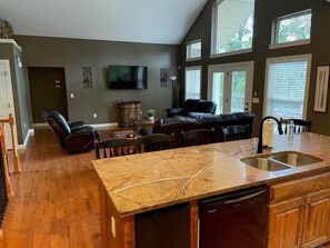 المنشأة من الداخل