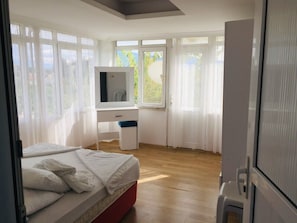 Economy Room | Iron/ironing board, free WiFi, bed sheets - Alper Hotel (Fethiye)