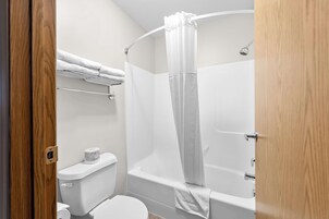 Ducha y bañera combinadas y cabezal de ducha con hidromasaje