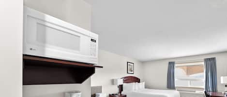 Suite, 1 King Bed, Non Smoking, Hot Tub