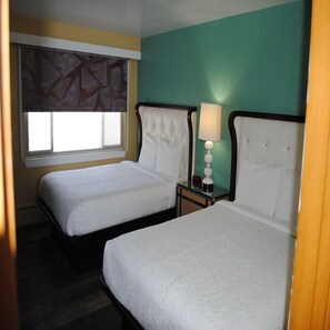 Standard Room, 2 Queen Beds | Iron/ironing board, free WiFi, bed sheets - American inn (Elko)