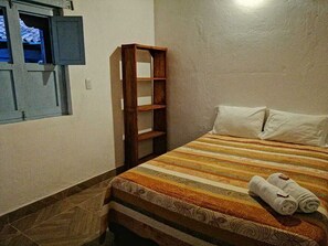 8 habitaciones, wifi gratis y ropa de cama 