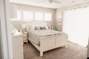 6 habitaciones, tabla de planchar con plancha y cuna de viaje 