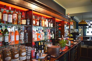 Double Room, Ensuite | Bar (on property) - The Stirling Arms (Hove)