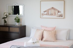 2 bedrooms
