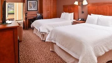 1 bedroom, desk, blackout drapes, soundproofing