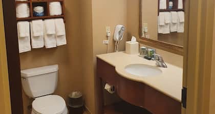McKnight Hotel