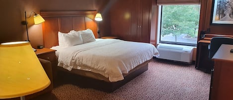 Suite studio | 1 chambre, bureau, rideaux dâobscurcissement, systĂšme dâinsonorisation
