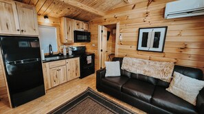 Cabin (Fir) | Khu phòng khách | Sách 