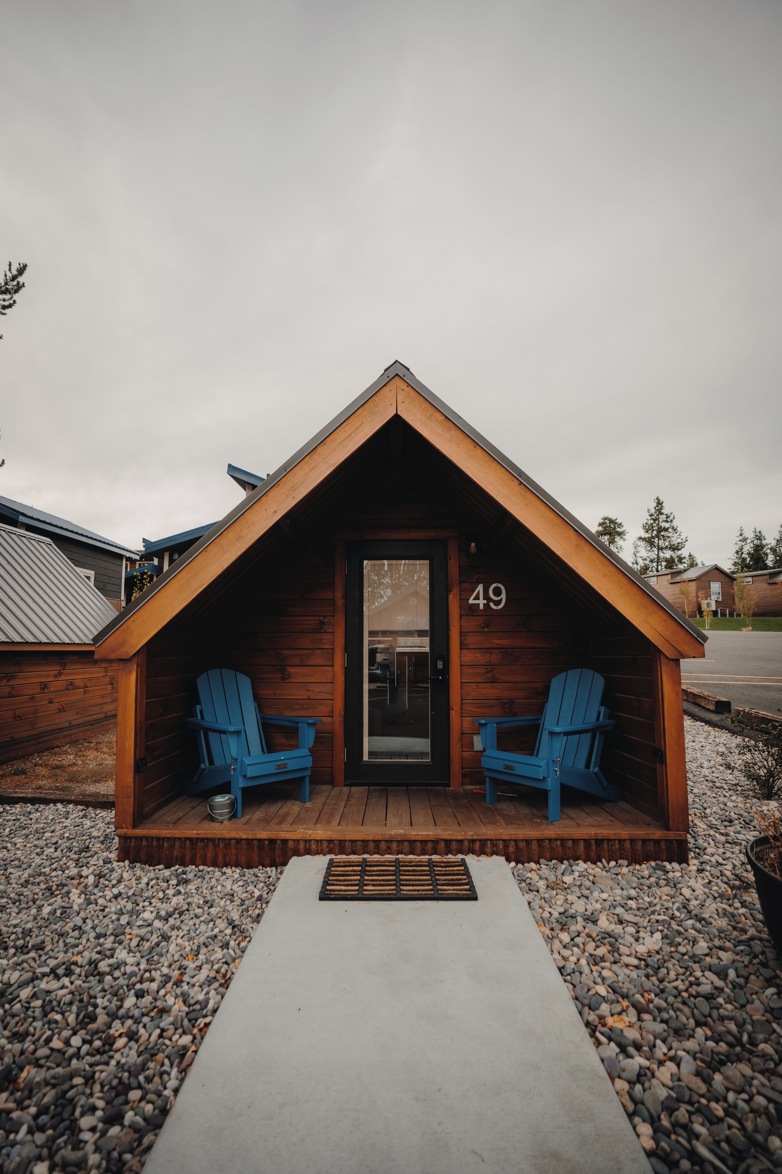 เคบิน | ห้องพักตกแต่งอย่างมีเอกลักษณ์, ตกแต่งพิเศษโดยเฉพาะ, เตารีด/โต๊ะรีดผ้า