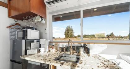 Blue Moon Tiny House | Hot Tub · Sauna · Olympic Views