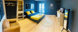 3 bedrooms, iron/ironing board, travel crib, WiFi - beautiful house with jacuzzi !!! (BORDEAUX BASTIDE/CENON)