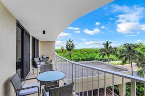 Condo, Multiple Beds (South Seas Tower 4-308) | Balcony