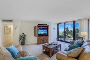 Condo, Multiple Beds (South Seas Tower 4-308) | Living room