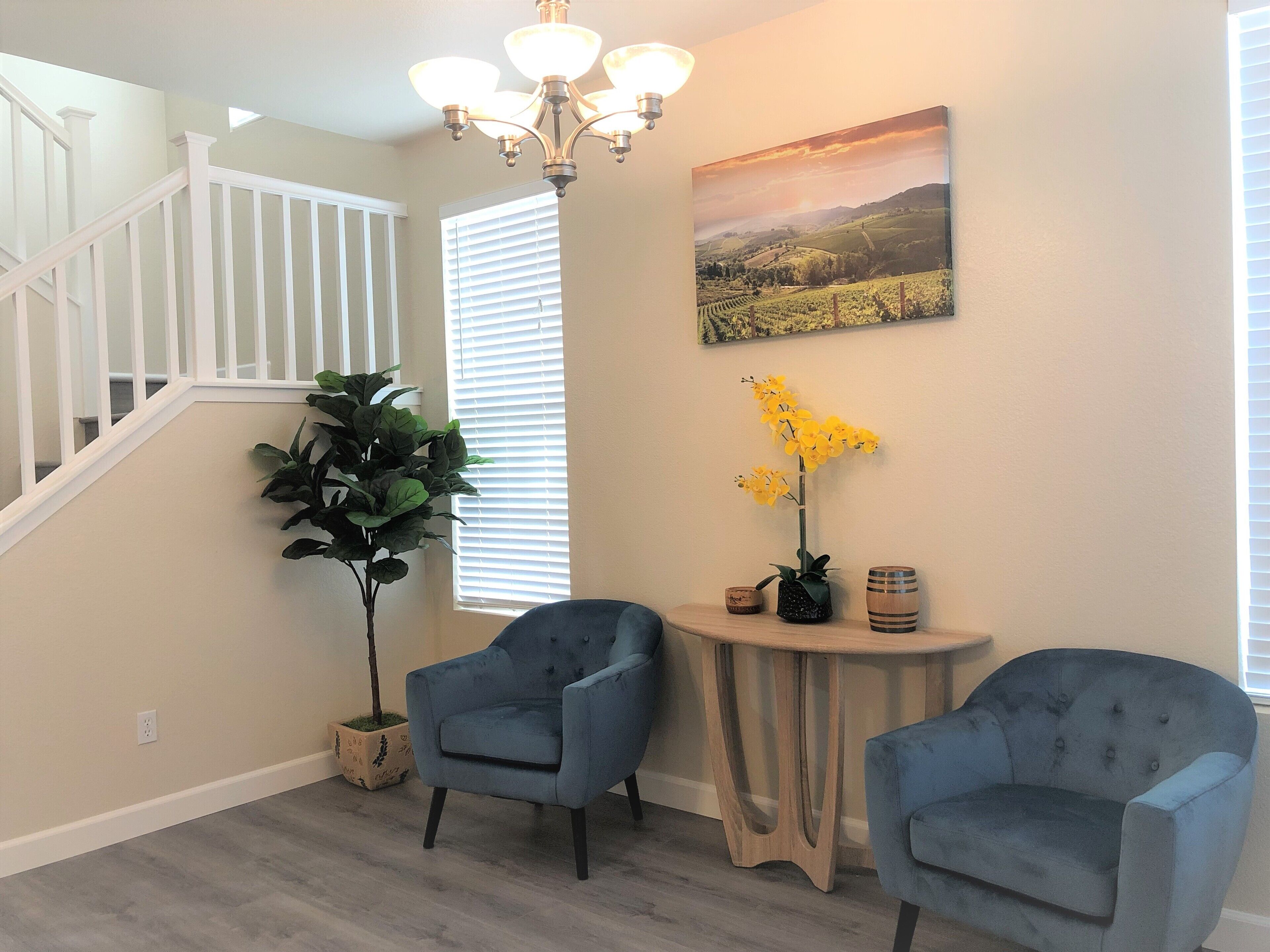 Folsom Executive Style with King Bed