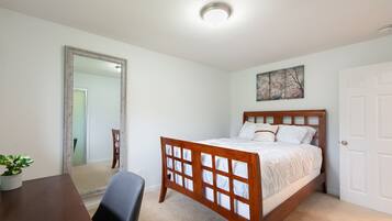 3 bedrooms, iron/ironing board, travel crib, free WiFi