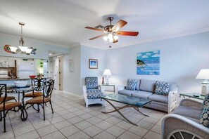 Condo (F2 1BED/1BATH) | Exterior