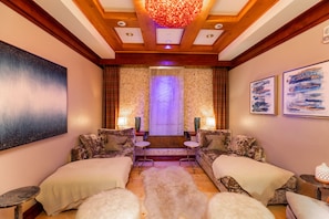Couples treatment room(s), sauna, hot tub, steam room, body treatments