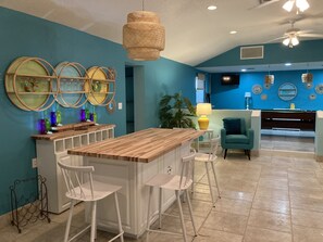 Unclassified image, 2 of 46, button