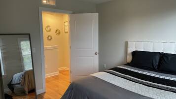 1 bedroom, travel crib, WiFi, bed sheets