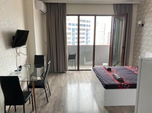 3 soverom, skrivebord og wi-fi (inkludert)