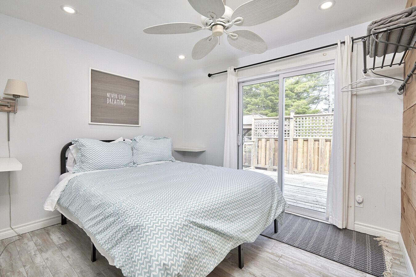 4 bedrooms, desk, travel crib, free WiFi