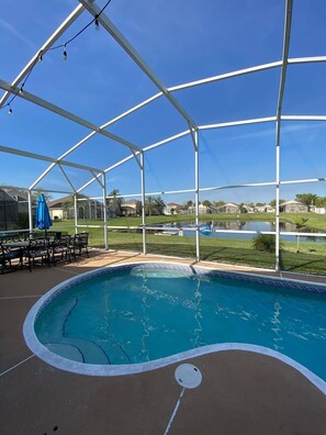 Alberca al aire libre 