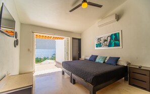 4 slaapkamers, een bureau, een strijkplank/strijkijzer, gratis wifi