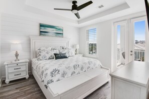 3 chambres, fer et planche à repasser, accès Internet, draps fournis