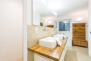 Nicht klassifiziertes Bild, 4 von 30, Schaltfläche