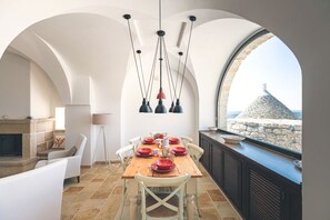 Dining - Terra, Fuoco & Acqua Apartment – Scenic Villa Escape. Step into the heart of authentic Puglia at Masseria Minetta (Cisternino)