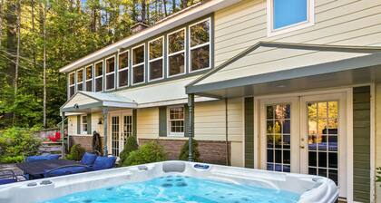 6 Bedroom House at Schroon River