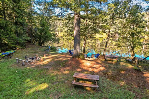 6 Bedroom House at Schroon River