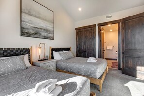 2 Schlafzimmer, Bügeleisen/Bügelbrett, WLAN, Bettwäsche