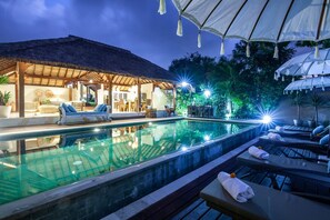 Villa básica, varias camas | Exterior