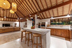 Villa, plusieurs lits | Intérieur