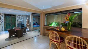 Unclassified image, 4 of 60, button - Studios Bawa & Atas (Seminyak)