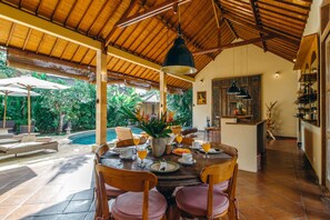 Basic Villa, 2 Queen Beds | Private kitchen