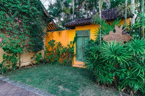 Basic Villa, 2 Queen Beds | Exterior