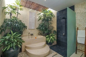 Basic Villa, Multiple Beds | Bathroom | Hair dryer, towels, soap, shampoo