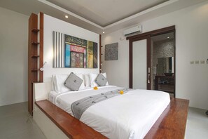 Basic Villa, Multiple Beds | 3 bedrooms, in-room safe, desk, laptop workspace - Villa Athena (Seminyak)