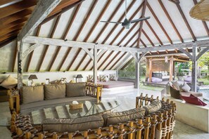 Basic Villa, Multiple Beds | Living room | Stereo - Villa Bora Bora (Canggu)