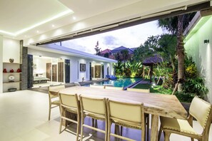 Villa, plusieurs lits | Salle à manger