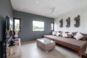 Basic Villa, Multiple Beds | Interior - Villa Bali Sari (Canggu)
