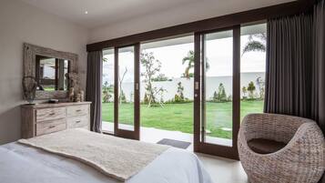 Basic Villa, Multiple Beds | 6 bedrooms, in-room safe, desk, laptop workspace