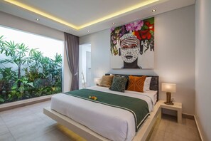 4 habitaciones, caja de seguridad en la habitación y escritorio 