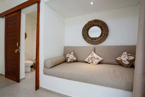 Basic Villa, 1 King Bed | Interior - Villa Pulau I (Pemuteran)