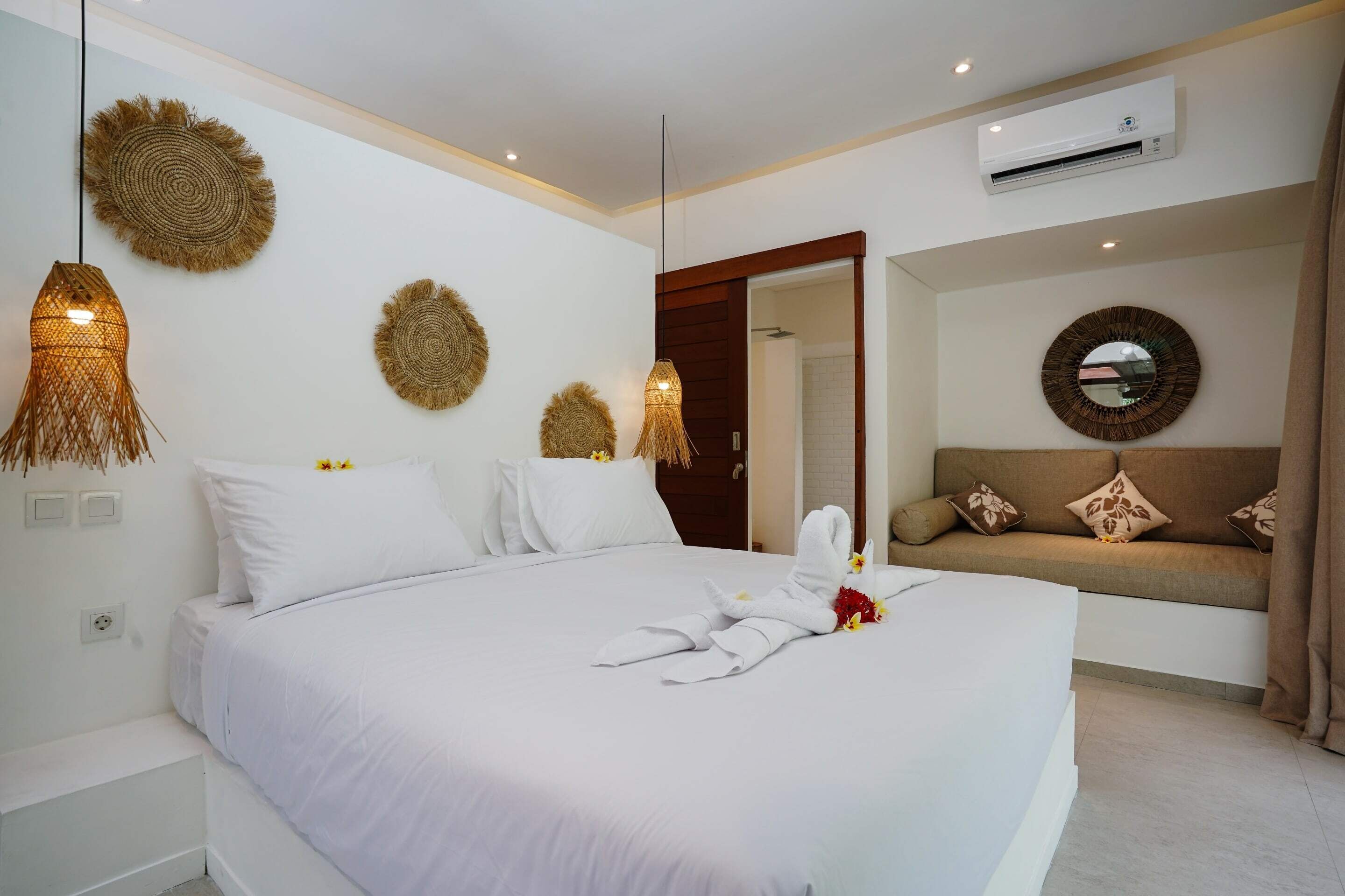 Basic Villa, 1 King Bed | 1 bedroom, iron/ironing board, bed sheets